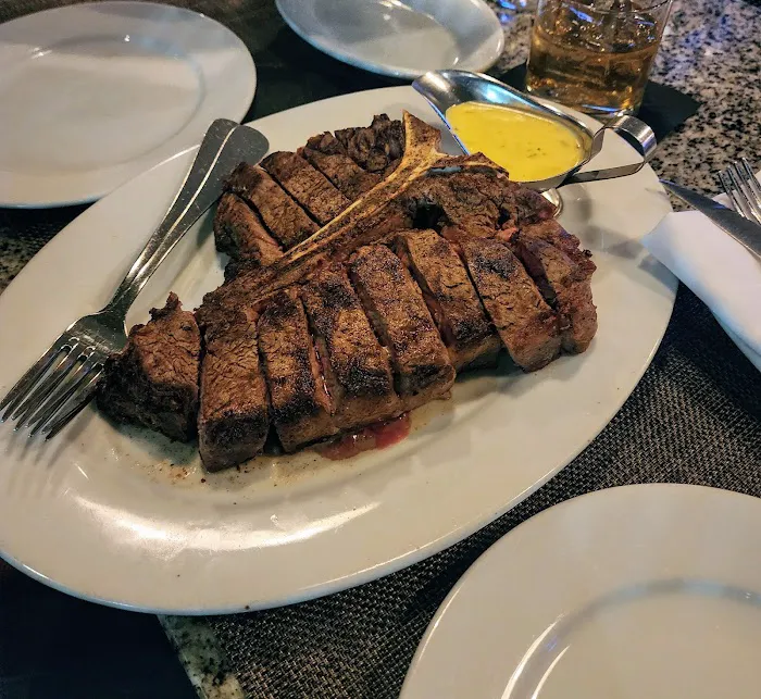 Nick + Stef's Steakhouse Picture 5