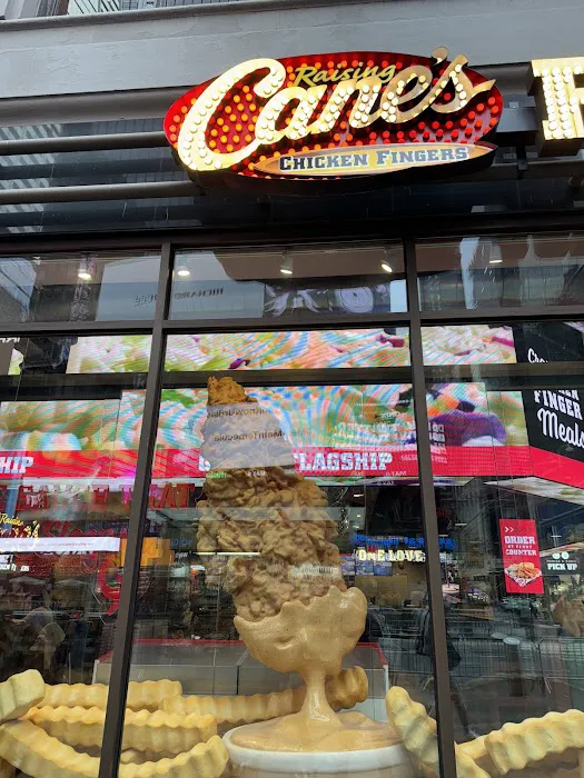 Raising Cane's Chicken Fingers Picture 8