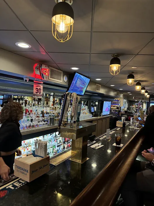 Kabooz's Bar & Grill Picture 10