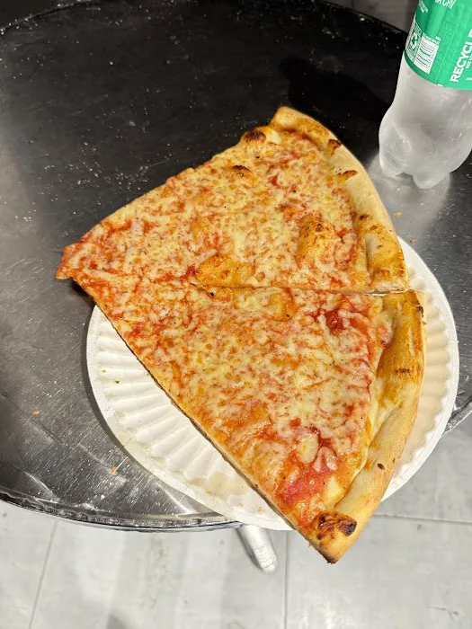 2 Bros. Pizza Picture 8
