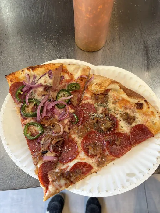 2 Bros. Pizza Picture 5