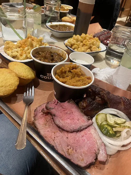 Hill Country Barbecue Market Picture 2