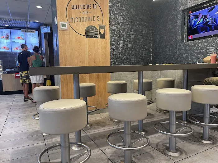McDonald's Picture 7