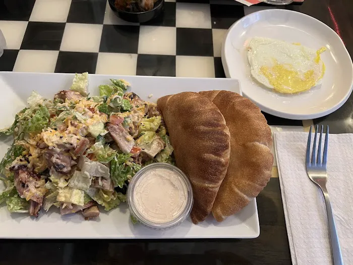 Loopy's Eatery Picture 10
