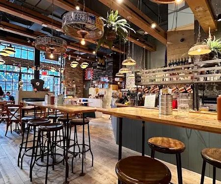 The Grey Dog—Flatiron