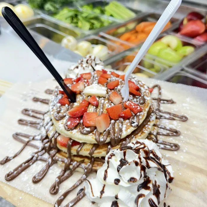 Lilly’s Shakes & Crepes Picture 9
