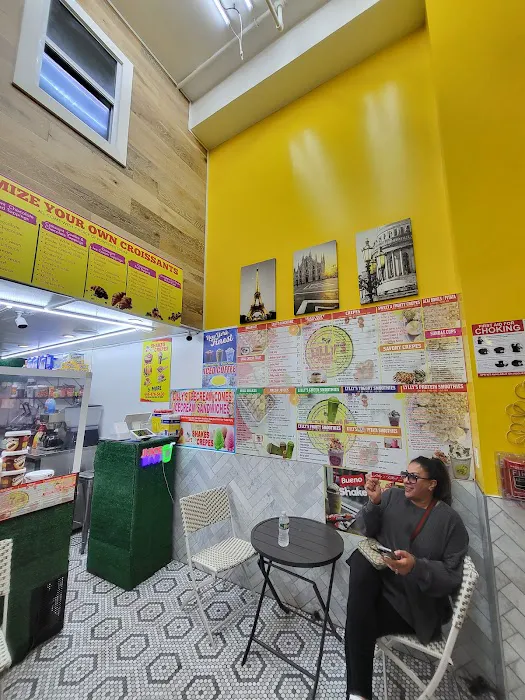 Lilly’s Shakes & Crepes Picture 4