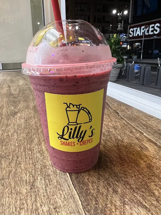 Lilly’s Shakes & Crepes Picture 5