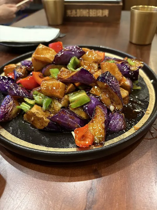 DONGBEI Restaurant & Bar东北餐厅&酒吧 Picture 8