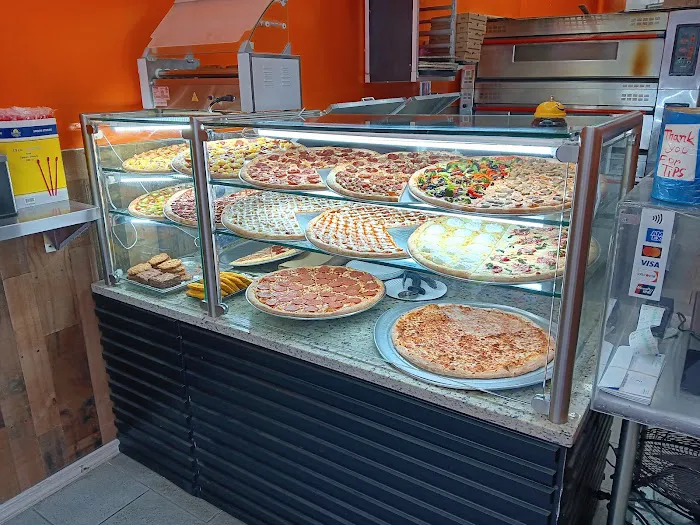 1.50 Pizza Store Picture 9
