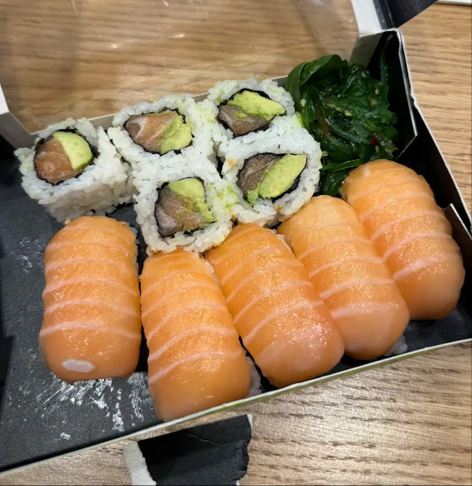 Wasabi Sushi & Bento Penn Station Picture 5