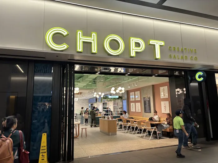 Chopt Creative Salad Co. Picture 1