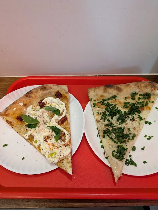 R Slice Pizza Picture 9