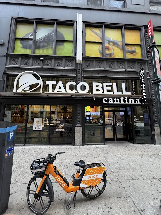 Taco Bell Cantina Picture 2