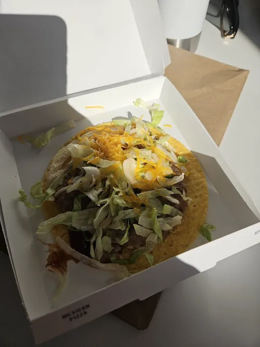 Taco Bell Cantina Picture 8