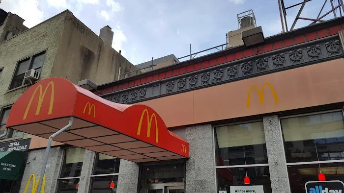 McDonald's Picture 2