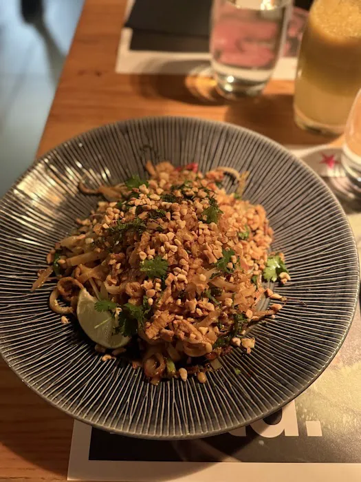 wagamama, nomad, new york Picture 7