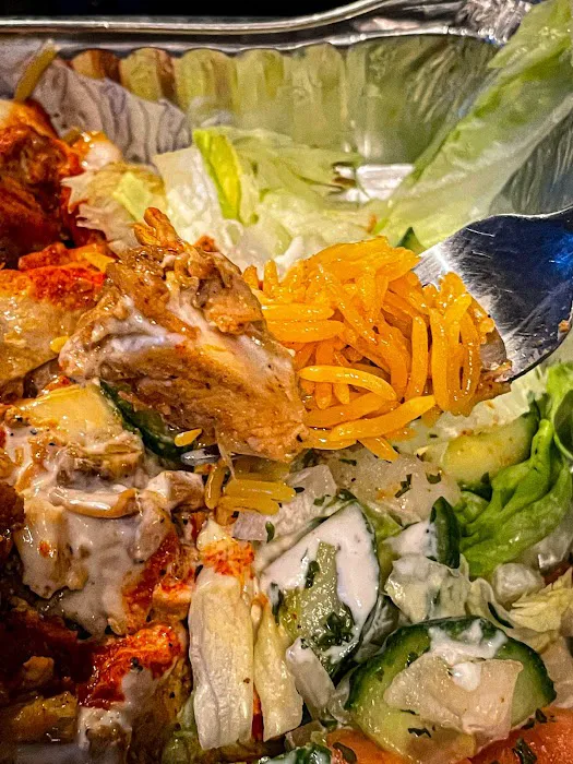 WHITE & HOT Halal Food Truck Picture 3