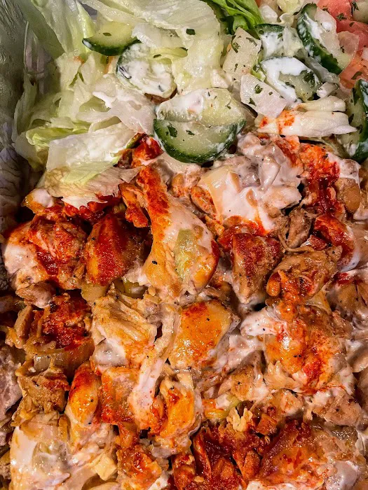 WHITE & HOT Halal Food Truck Picture 6