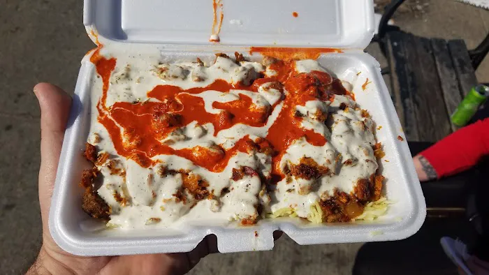WHITE & HOT Halal Food Truck Picture 5