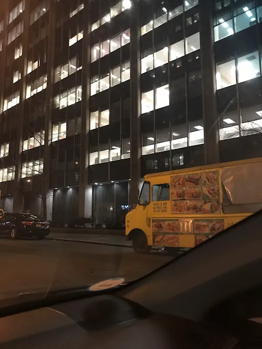 WHITE & HOT Halal Food Truck Picture 9