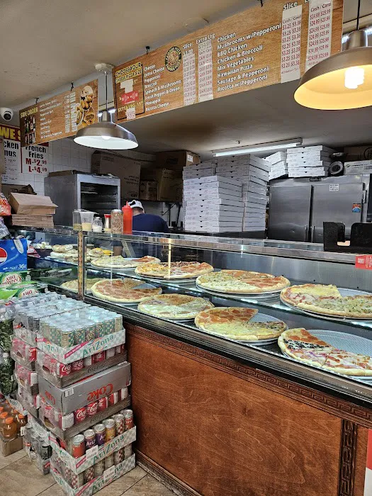 Famous Pizza Picture 9