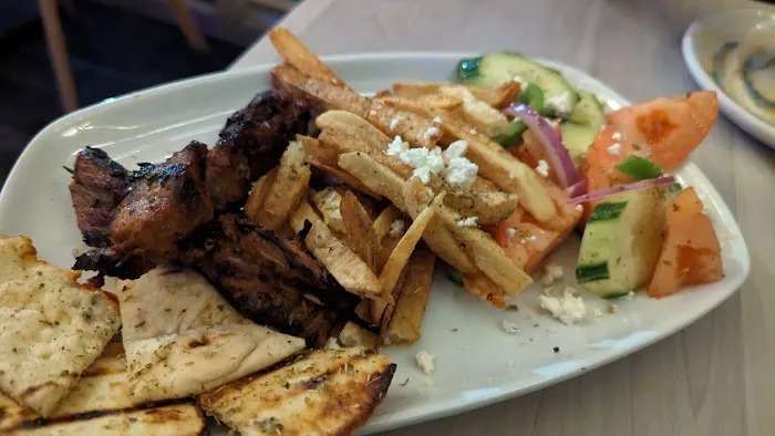 Meze Mazi Picture 5