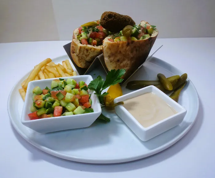 Hummus Kitchen Picture 3