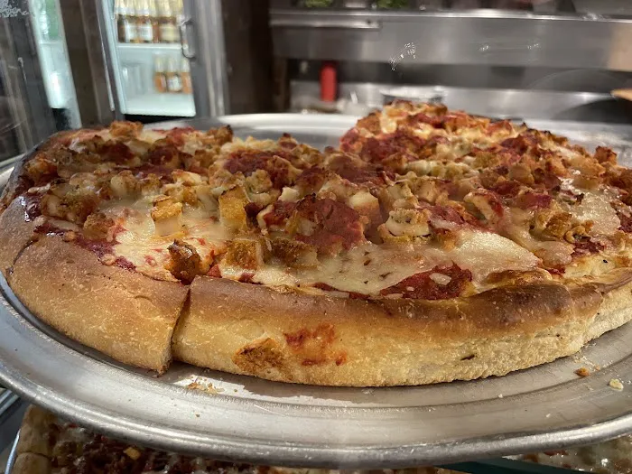 Rocky's Pizzeria Picture 3