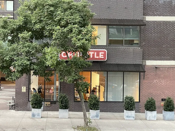 Chipotle Mexican Grill Picture 2