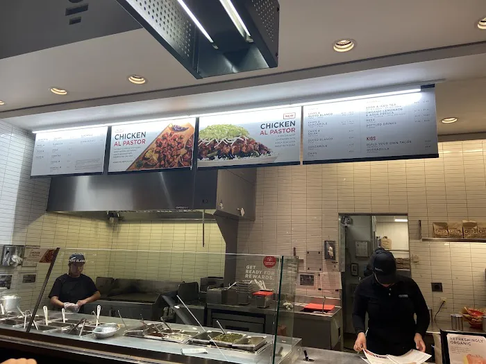 Chipotle Mexican Grill Picture 6