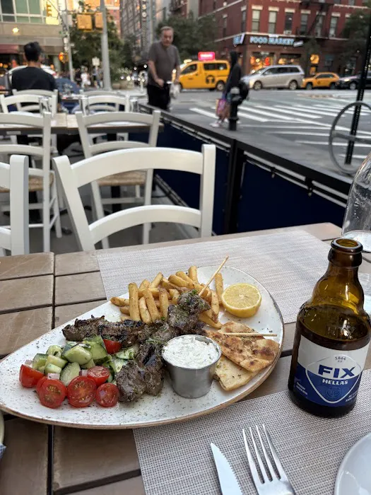 Taverna By The Gyro Project Picture 1