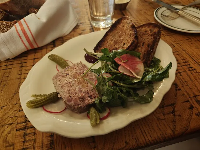 Steak Frites Bistro Picture 1