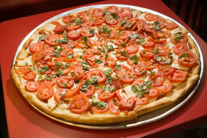 Rose's Pizza Picture 2