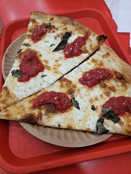 Rose's Pizza Picture 5