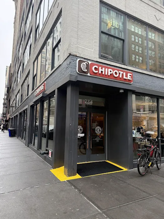 Chipotle Mexican Grill Picture 2
