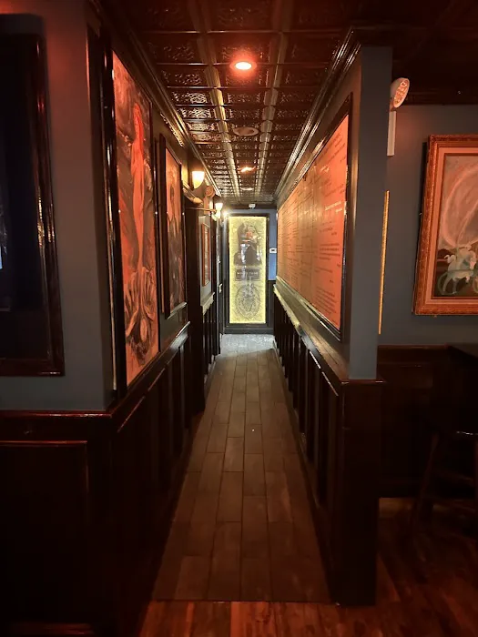 Wolfe Tone's Pub & Kitchen Picture 9