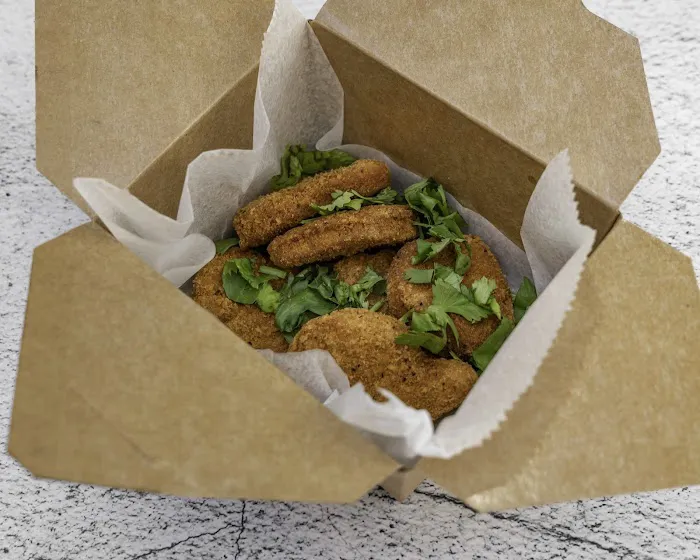 Oyshi’s Halal Food Truck Picture 6