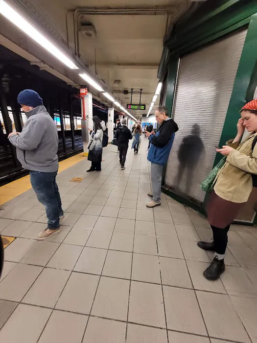 Subway Station Restoration Project Picture 1