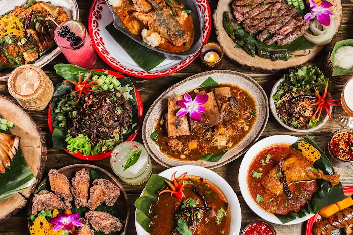 Lan Larb Chiang Mai 2nd Ave Picture 2