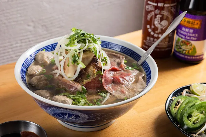 Nom Nam Picture 2