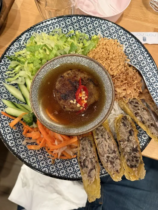 Nom Nam Picture 5