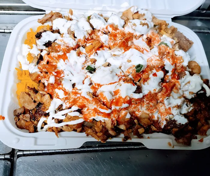 Ikbal's Halal Food Picture 6