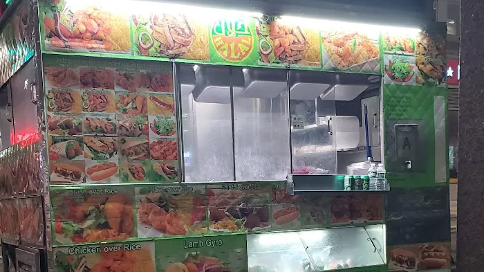 Ikbal's Halal Food Picture 7
