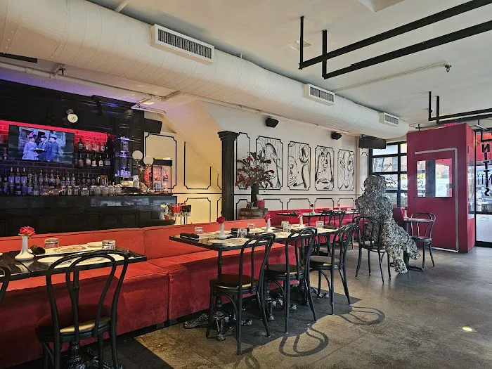 Nittis Italian Restaurant in Hell's Kitchen Picture 5