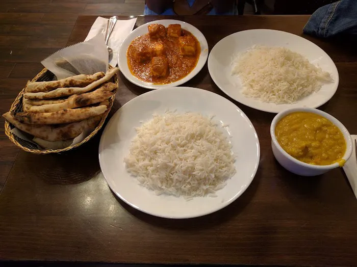 Asian Curry Hut Picture 8