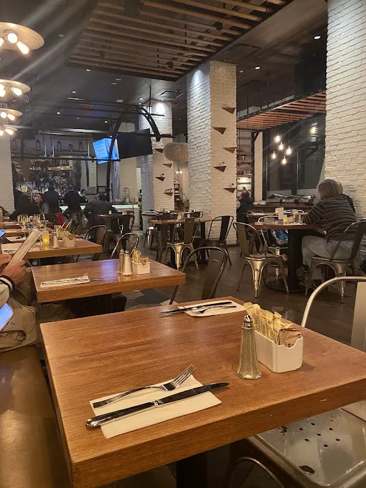 Tranzit Restaurant Picture 3