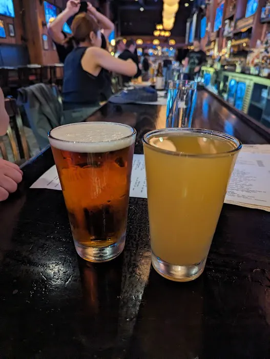 District Tap House Picture 7