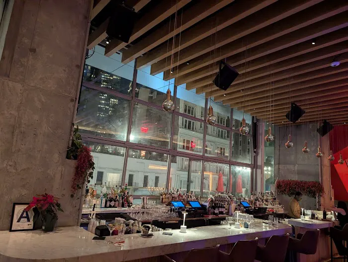 Everdene Bar Picture 10
