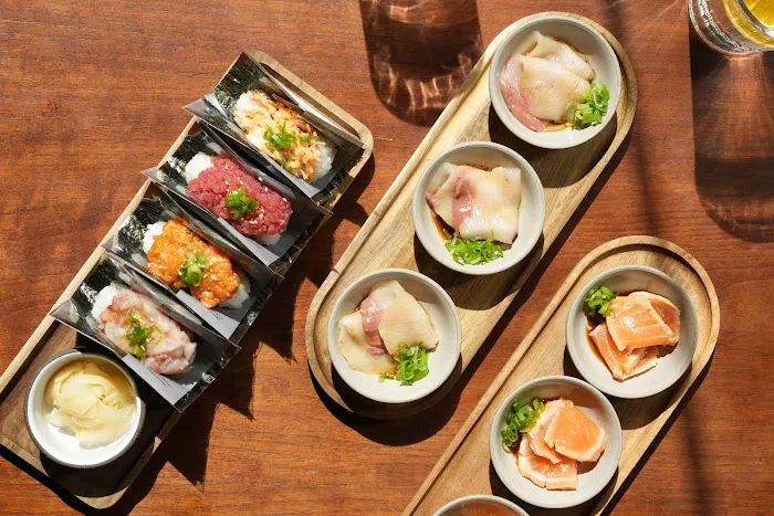 Handroll Bar Rolling Picture 2